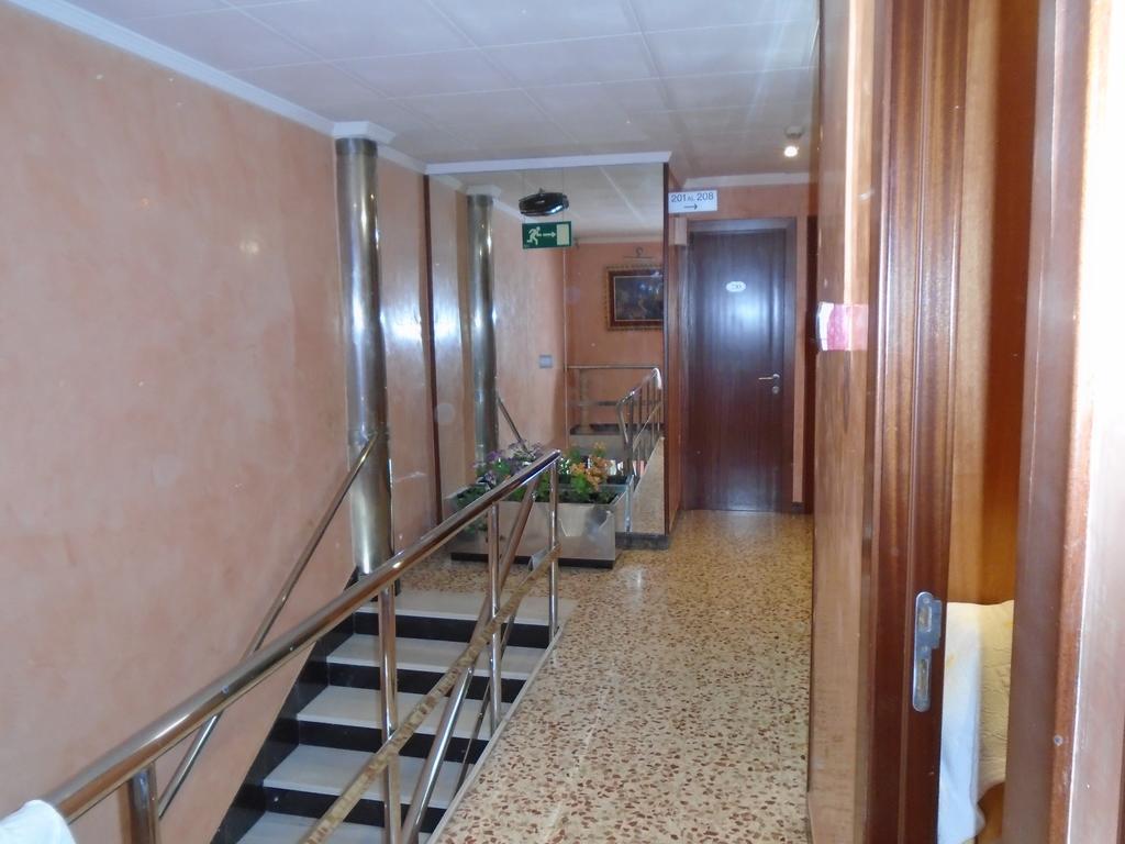 קרדדאו Hostal Fonda Galicia מראה חיצוני תמונה